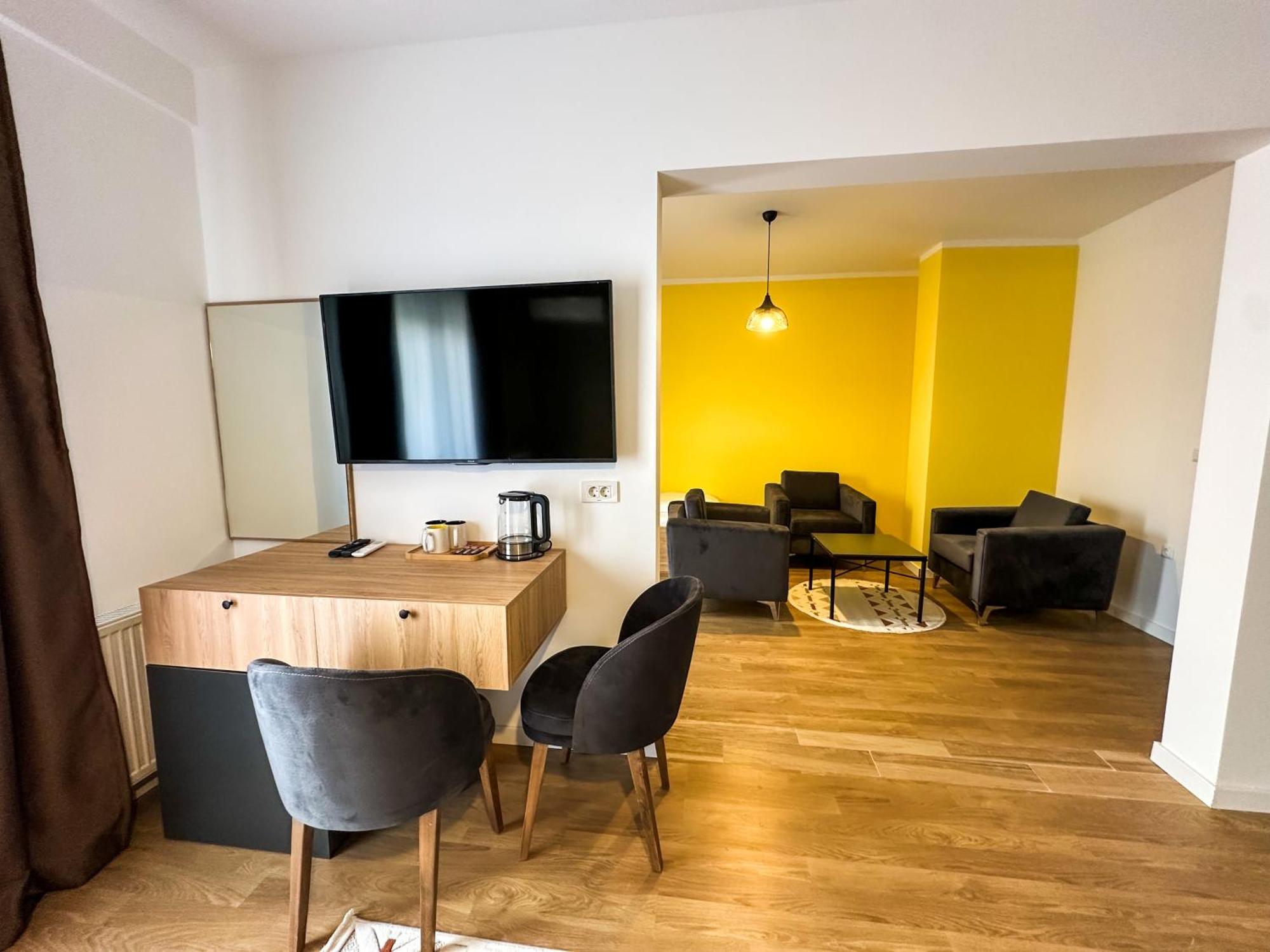 Grand Apartments Prishtina 普里什蒂纳 外观 照片